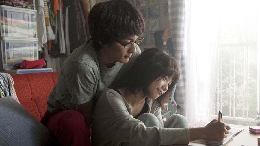 ソラニン 部屋で過ごす種田と芽衣子